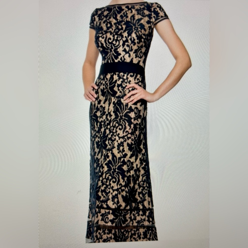 Navy ballgown. Beautiful fit. Worn once. Perfect condition. Tadashi Shoji.